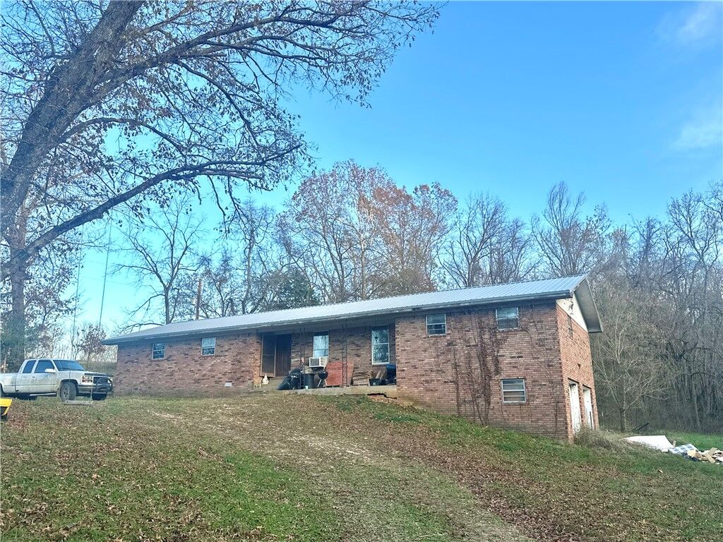 Property Photo:  17689 Sugar Creek Road  AR 72732 