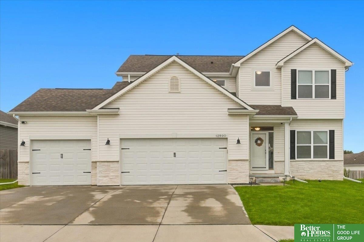 Property Photo: 12920 S 54 Street NE 68133