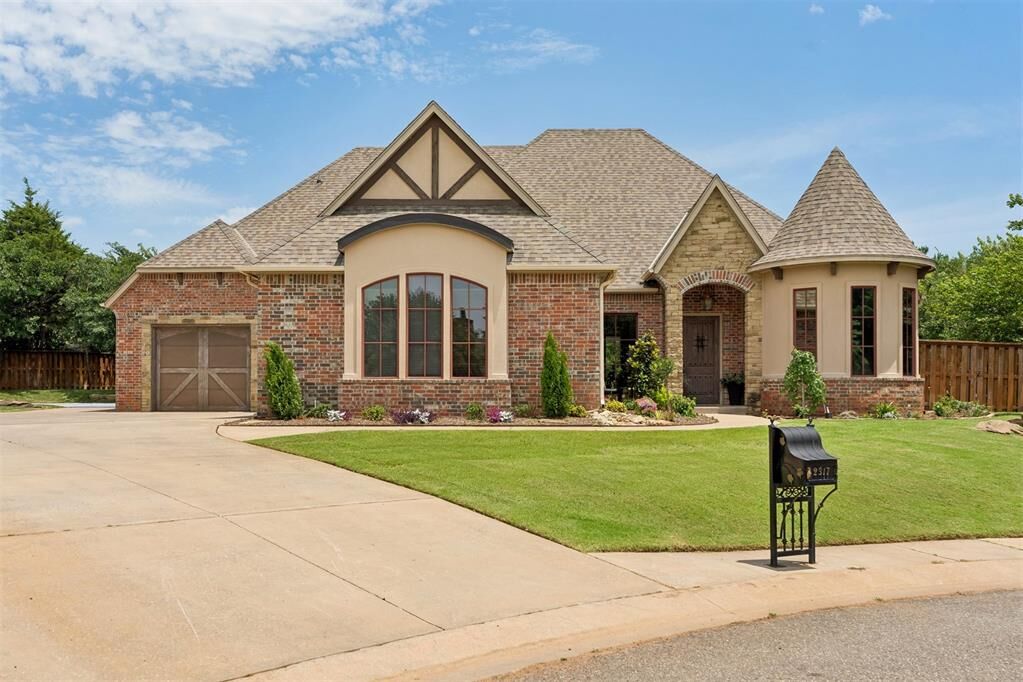 Property Photo:  2317 Open Trail Drive  OK 73034 