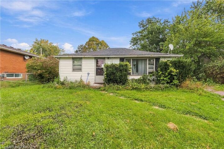 Property Photo: 20 Mardon Avenue ON N0A 1N8
