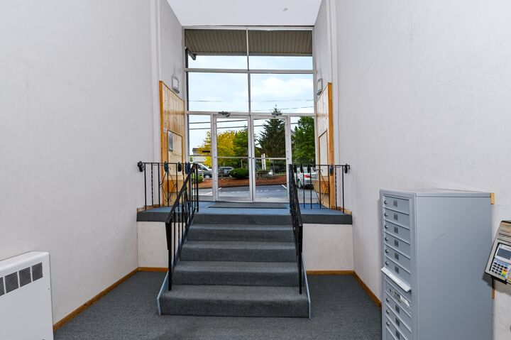 Property Photo:  110 Boston Post Rd E 5  MA 01752 
