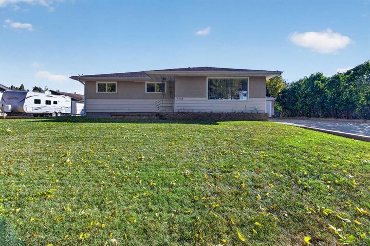 Property Photo:  5205 56 St  AB T4V 2E2 