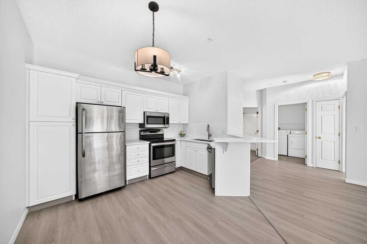 Property Photo:  777 3 Avenue SW 412  AB T2P 0G8 
