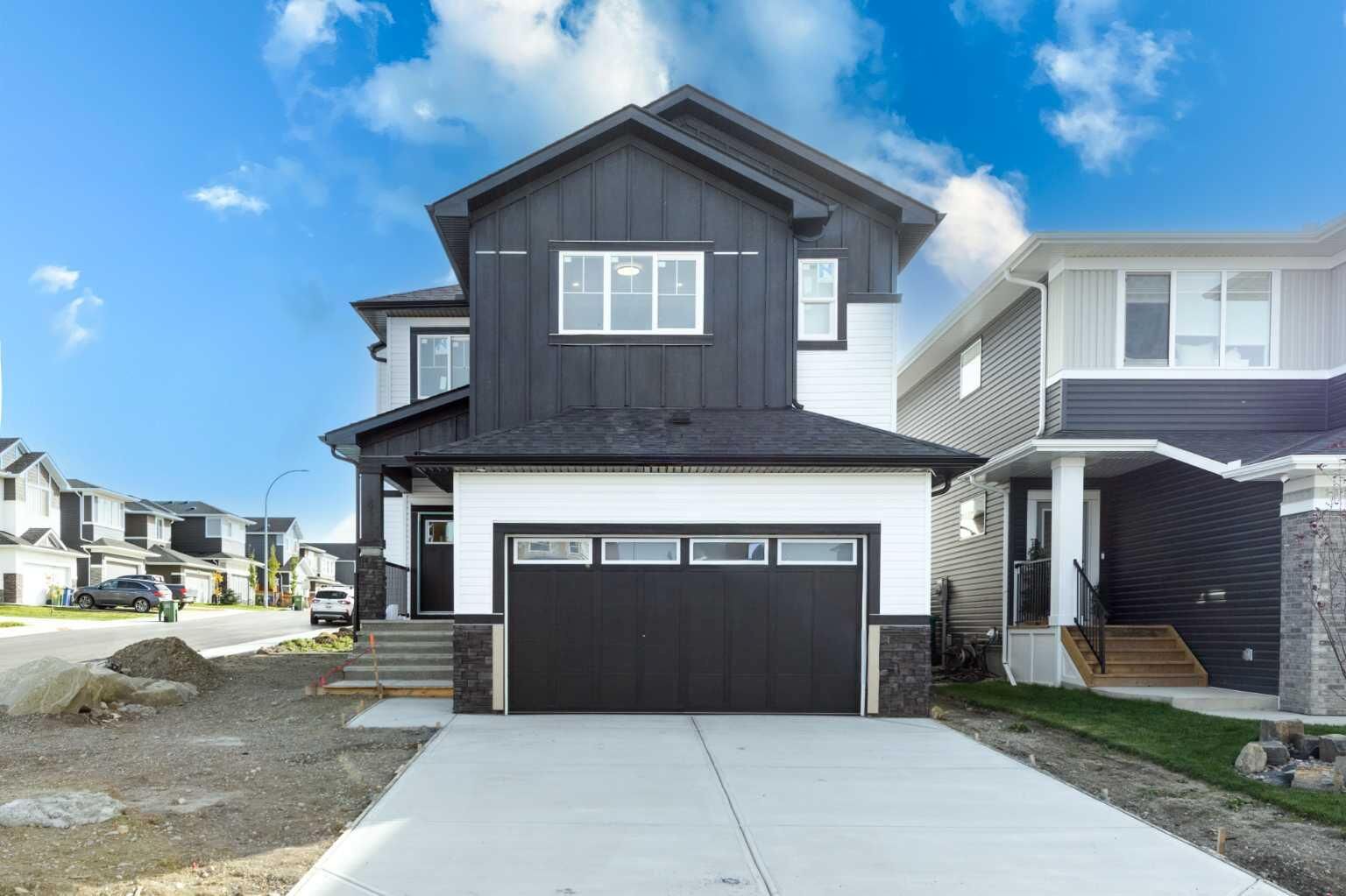 Property Photo:  456 Rivercrest Road  AB T4C 3C6 