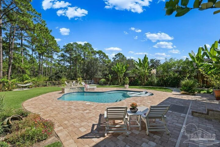 Property Photo:  1504 Southern Breeze Ln  FL 32563 