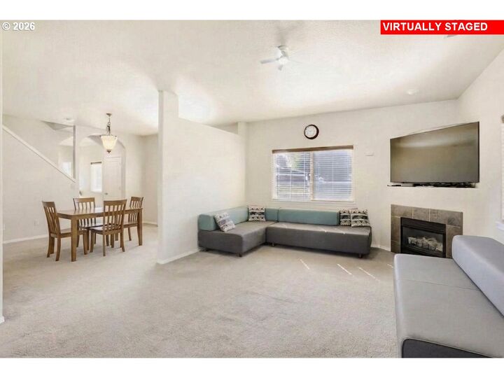 Property Photo: 561 NE 28th Ave OR 97124