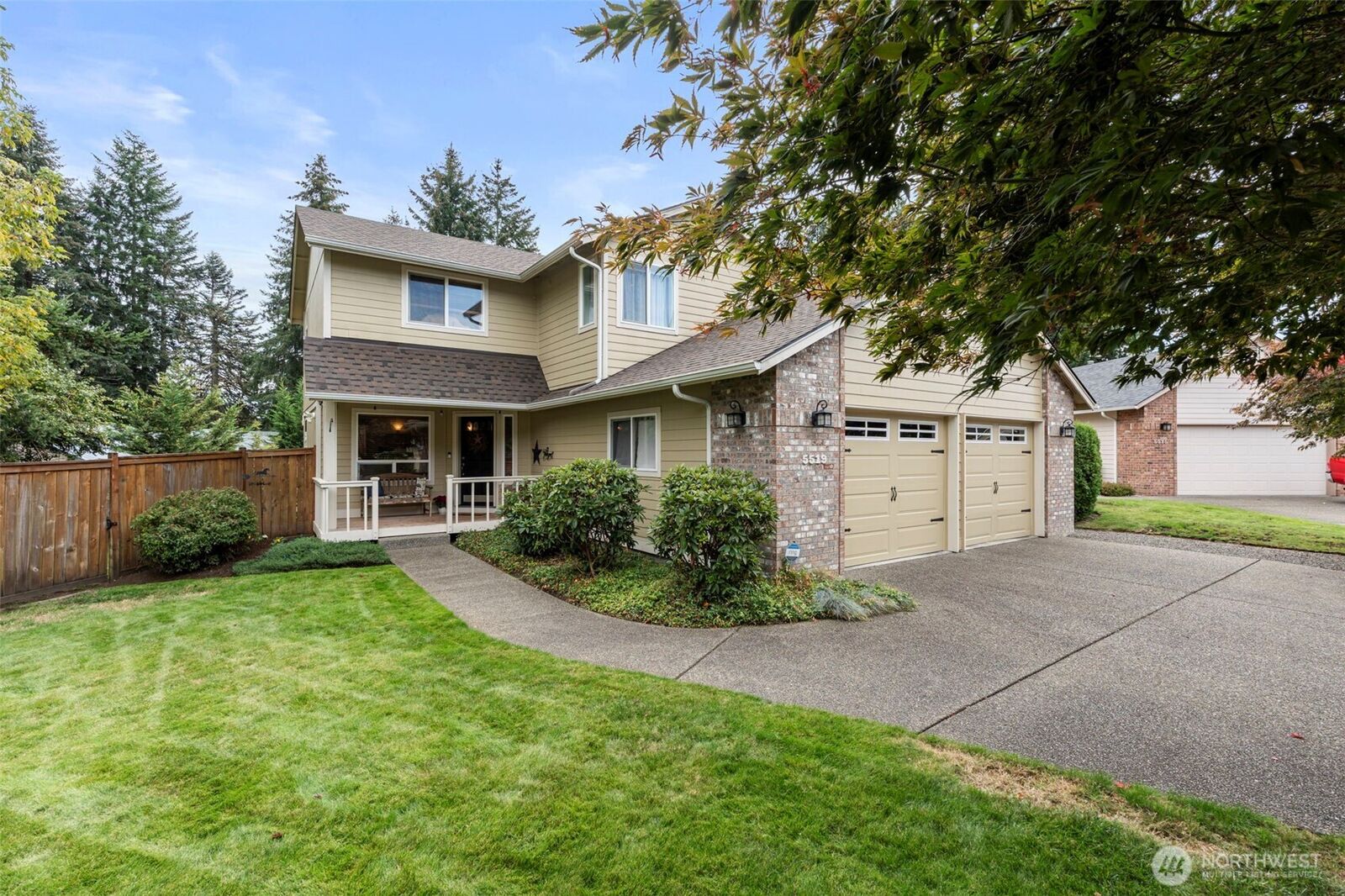Property Photo:  5519  Ken Jan Court SE  WA 98503 