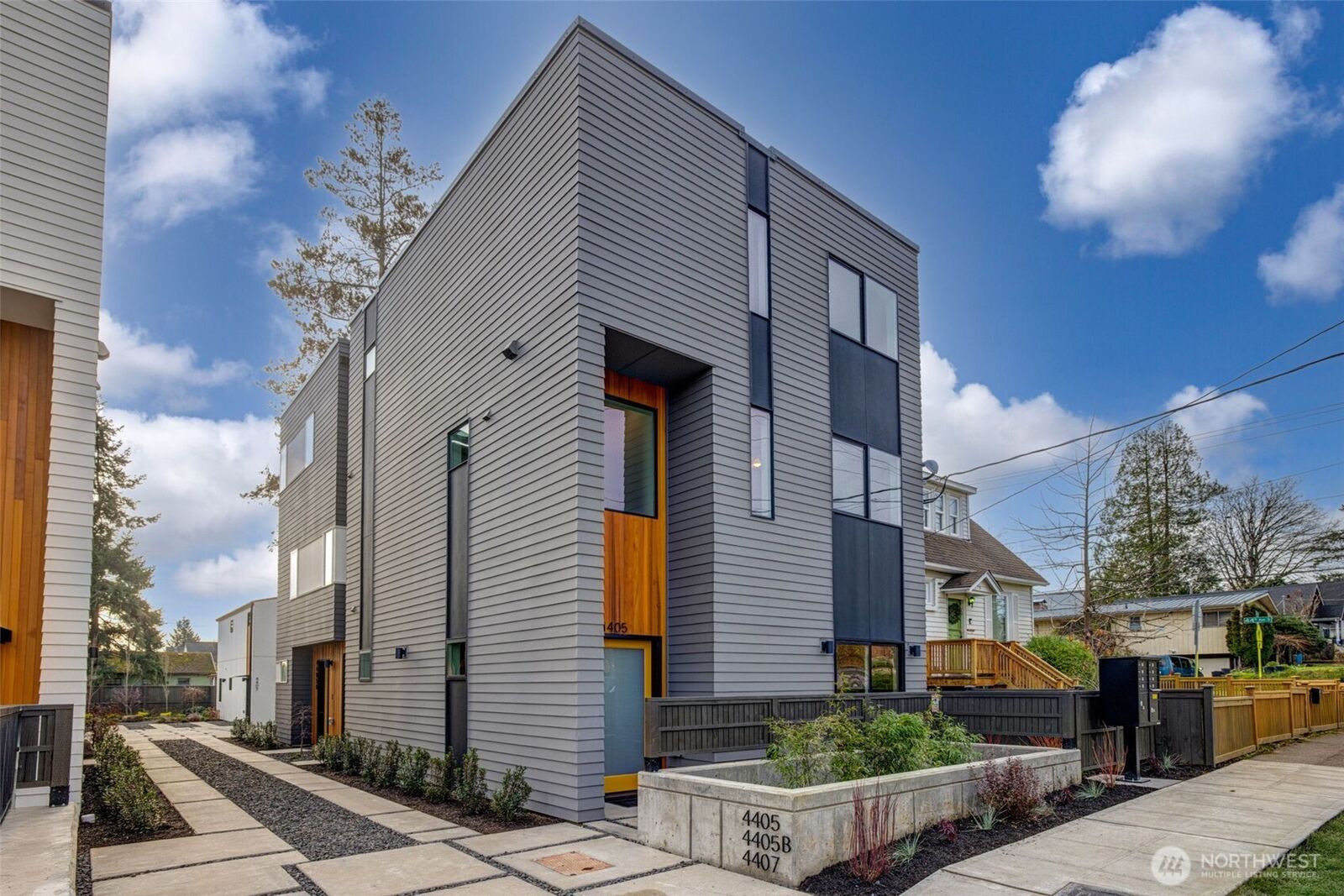 Property Photo: 4405 S Holly Street WA 98118