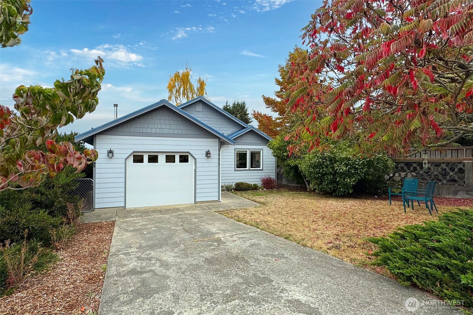 Property Photo: 1111 E 6th Street WA 98362