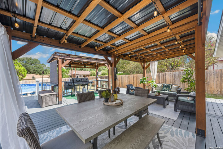 Property Photo:  5907 Winterhaven Dr  TX 78239 
