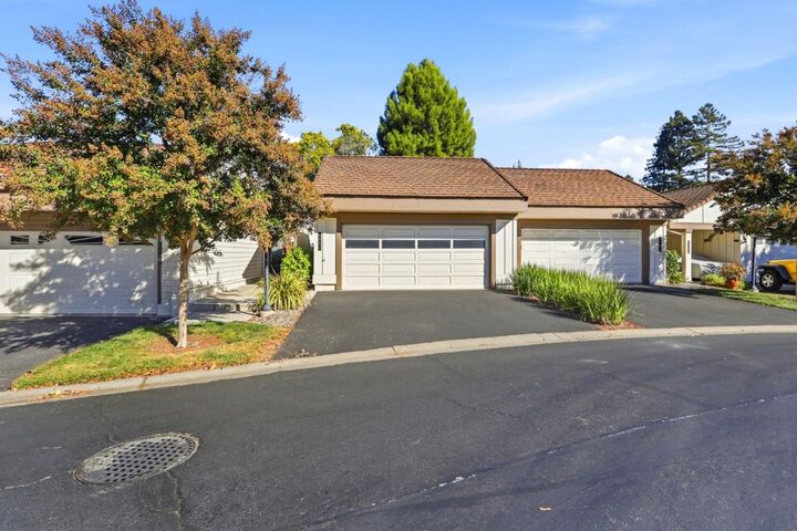Property Photo: 6082 Montgomery Court CA 95135