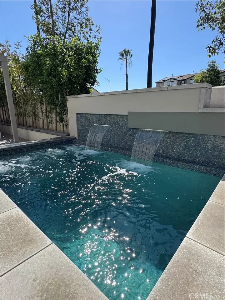 Property Photo:  11 Calle Del Mar  CA 92688 