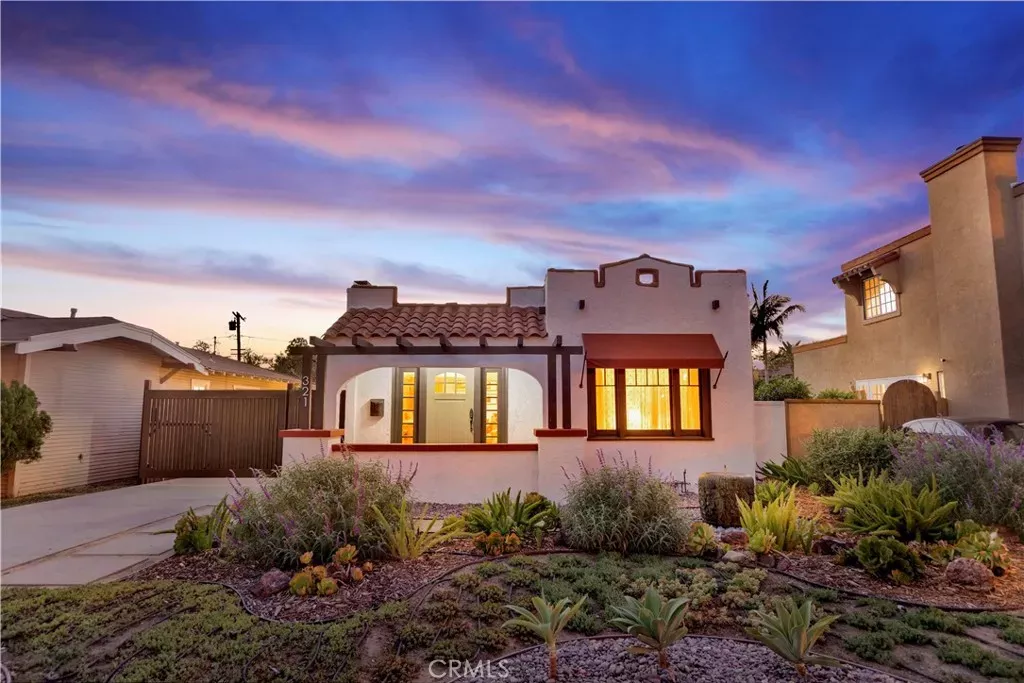 Property Photo:  321 Drake Avenue  CA 92832 