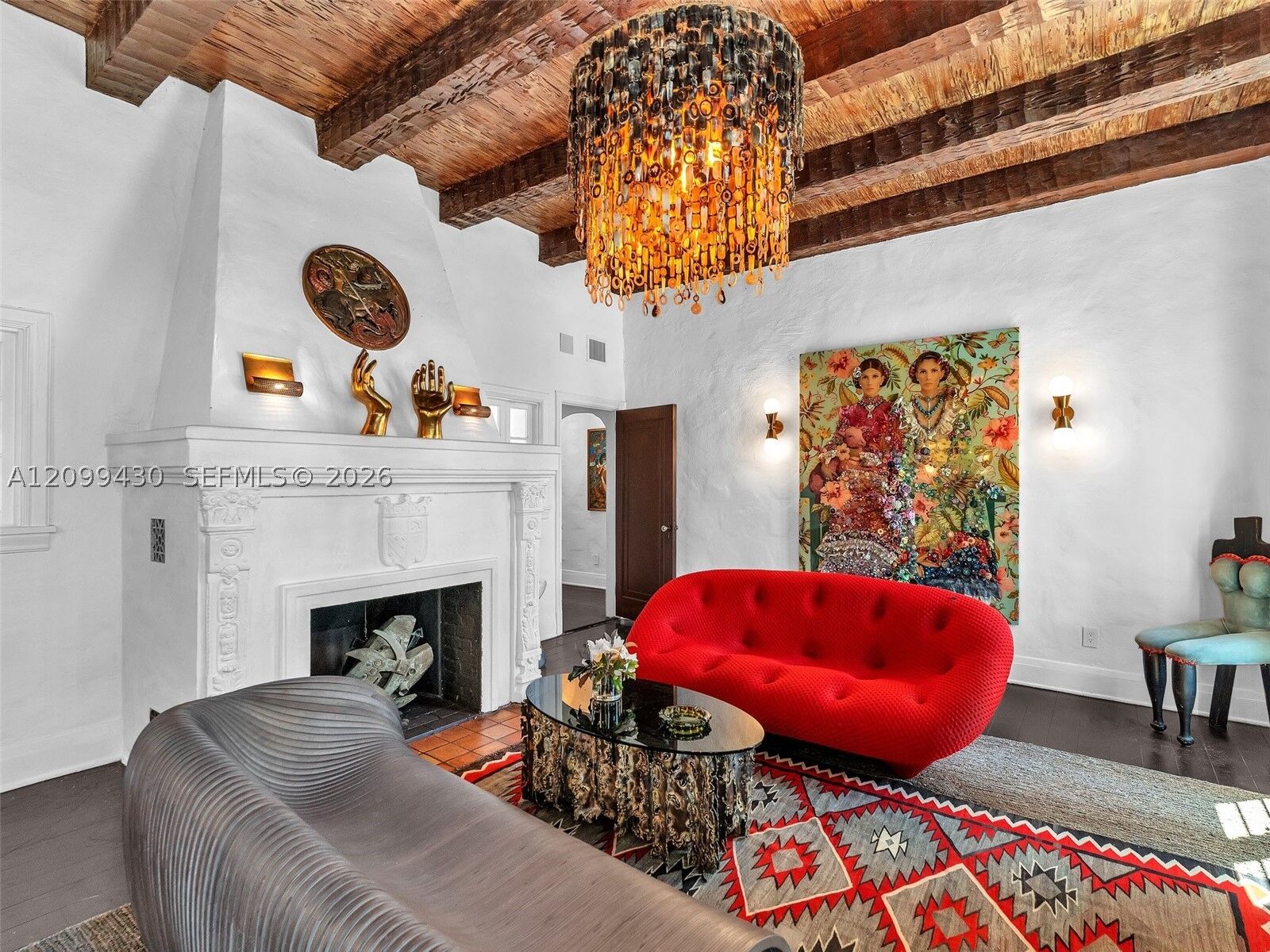 Property Photo: 1321 Tyler St FL 33019