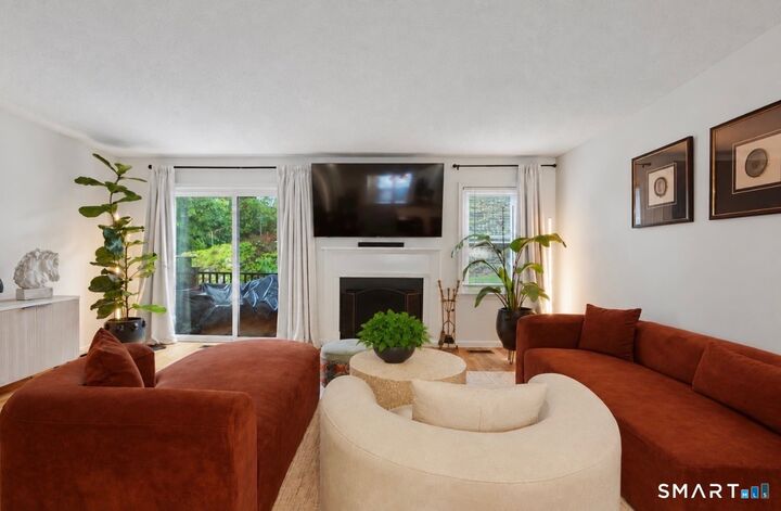 Property Photo:  55 Mill Plain 21-5  CT 06811 