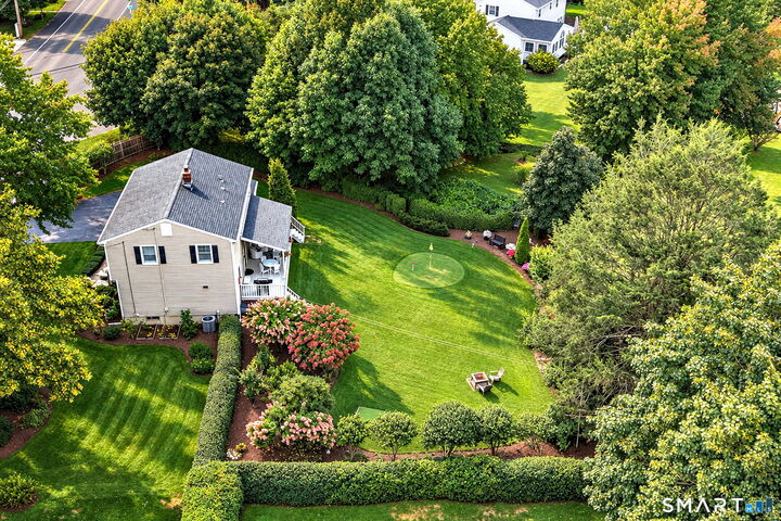 Property Photo:  431 North Street  CT 06461 
