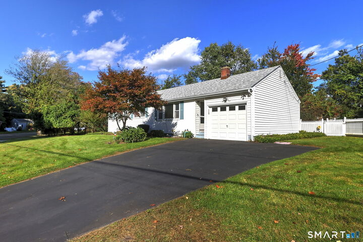 Property Photo: 51 Meadow Park Drive CT 06461