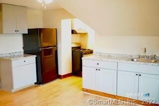 Property Photo: 33 Center Street 3 CT 06516