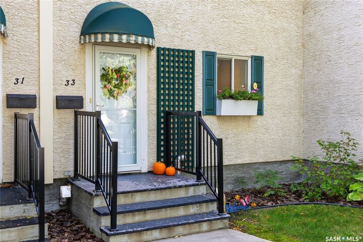 Property Photo:  33 Ryan Road  SK S4S 6X9 