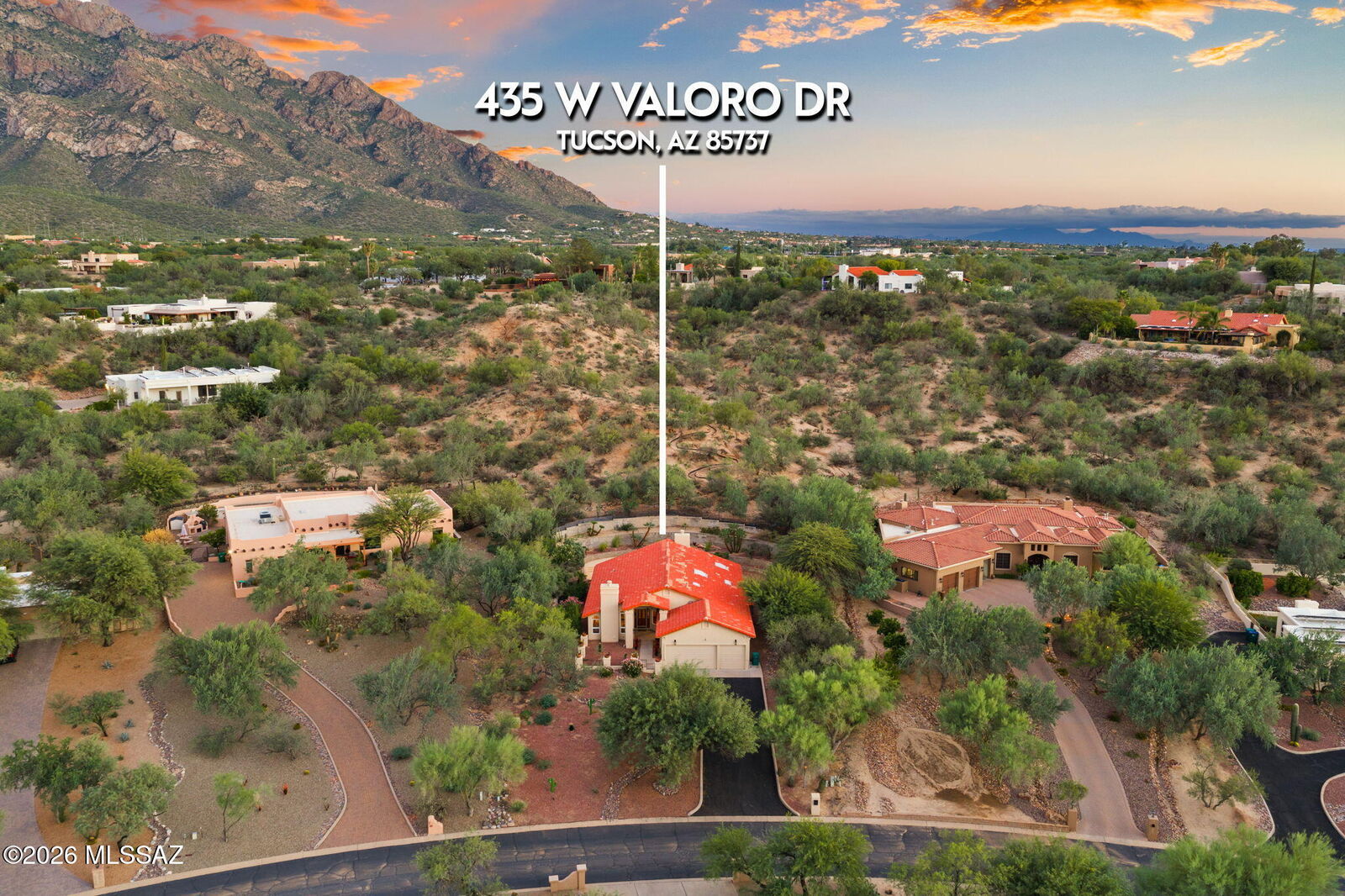 Property Photo:  435 W Valoro Drive  AZ 85737 