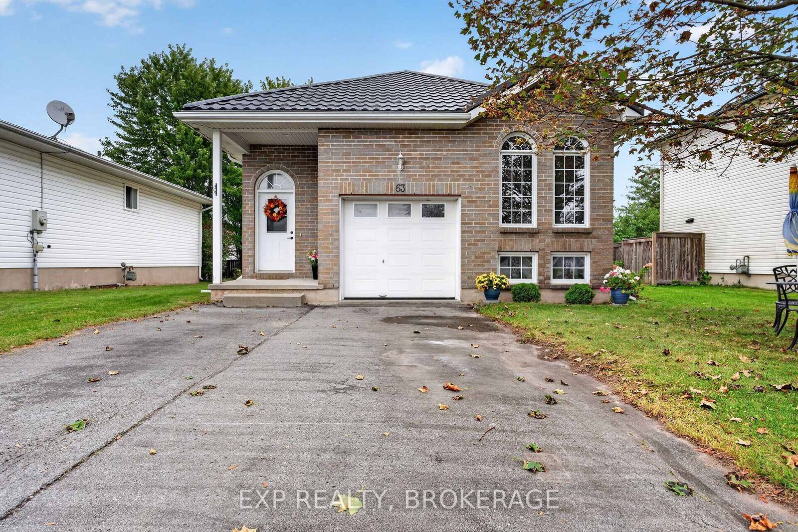 Property Photo: 63 Speers Boulevard ON K7N 1Y1