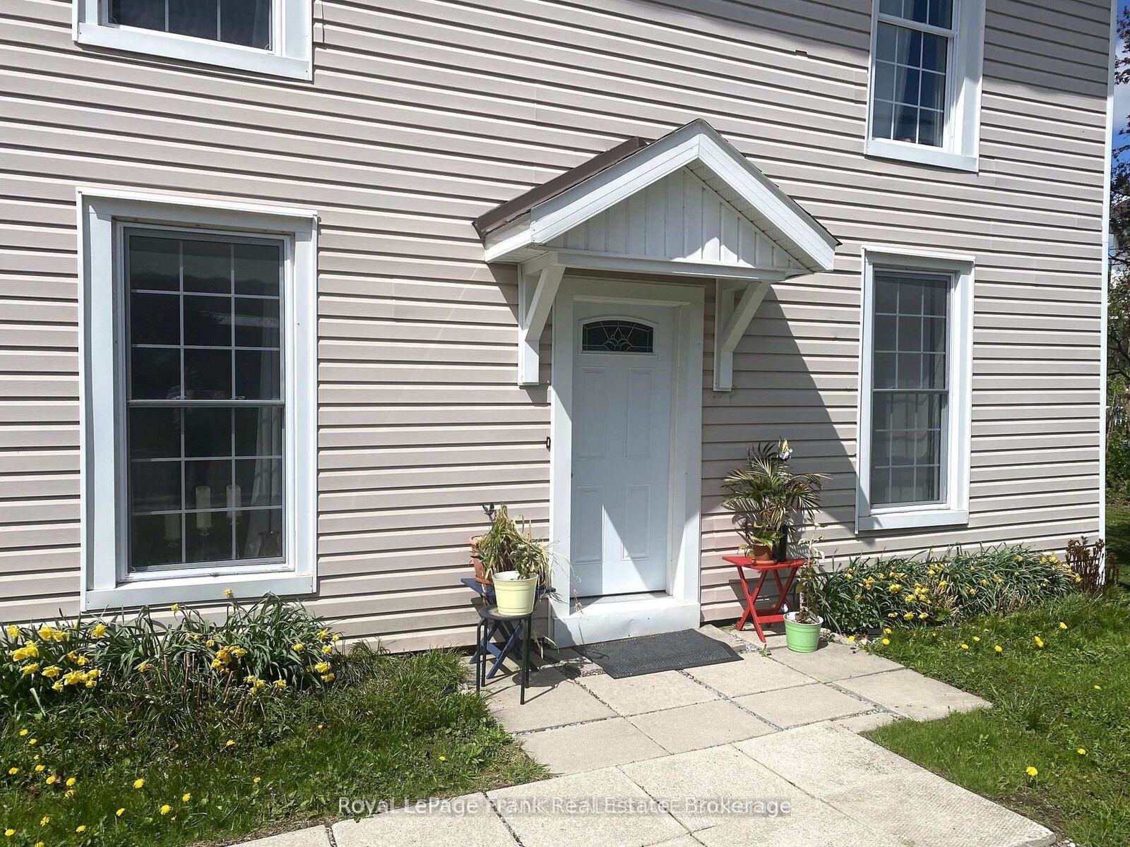 Property Photo:  25 Percy Street  ON K0K 1S0 
