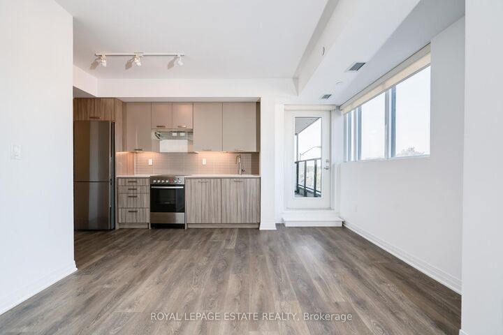 Property Photo: 2301 Danforth Avenue 304 ON M4C 0A7