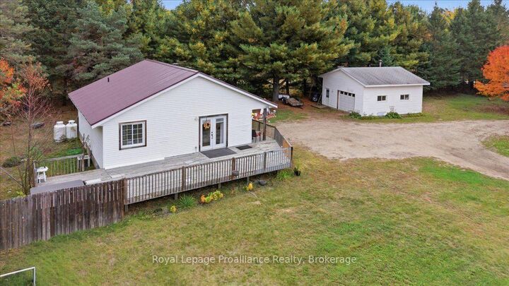 Property Photo:  53 Hartin Road  ON K0H 2G0 