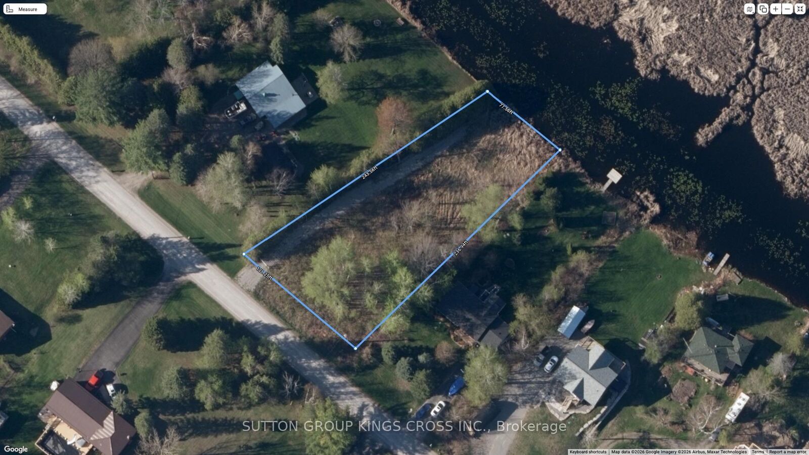 Property Photo:  