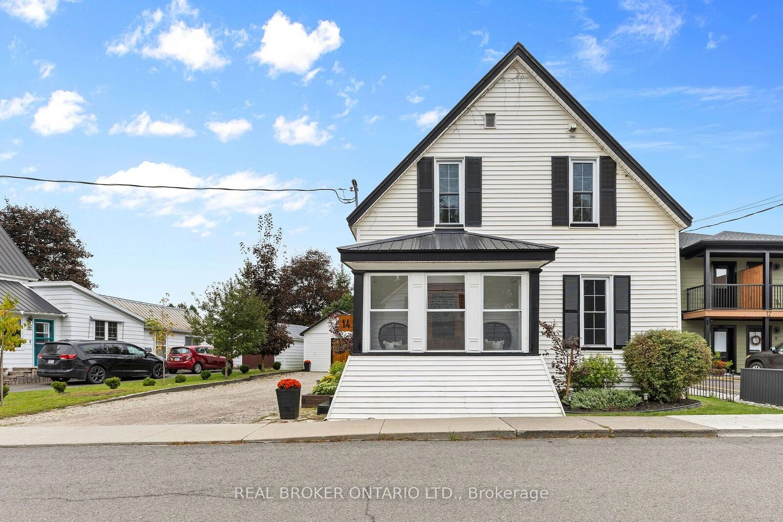 Property Photo: 14 Victoria Avenue ON K0G 1J0
