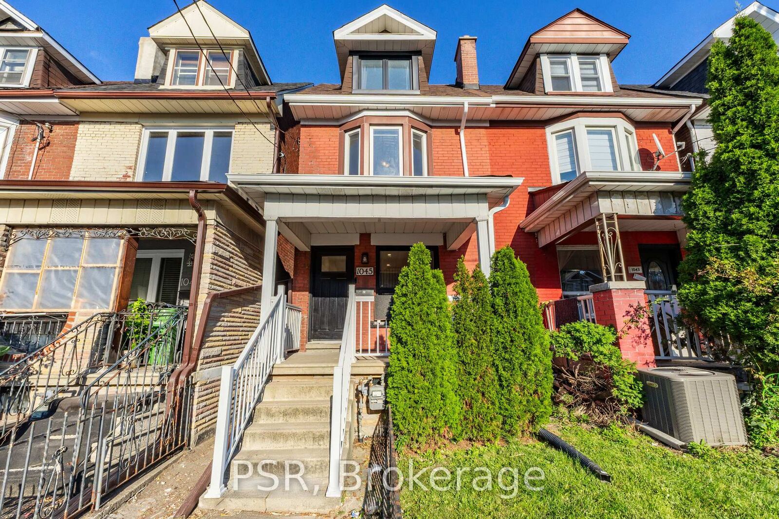 Property Photo:  1045 Ossington Avenue  ON M6G 3V9 