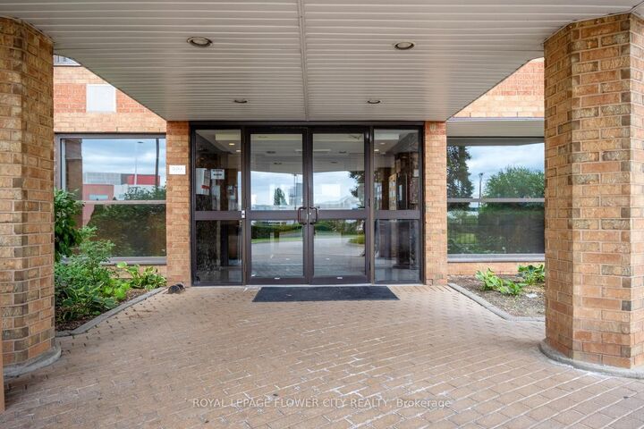 Property Photo:  6 Humberline Drive 417  ON M9W 6X8 