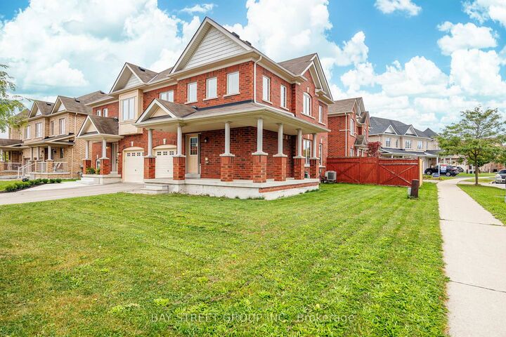 Property Photo:  194 Wright Crescent  ON L0S 1J0 