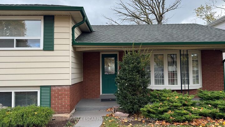 Property Photo:  5440 Windermere Drive  ON L7L 3M5 