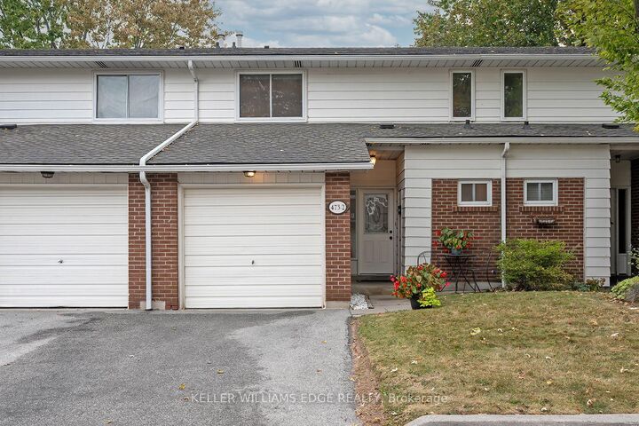 Property Photo:  473 Woodview Road 2  ON L7N 2Z9 