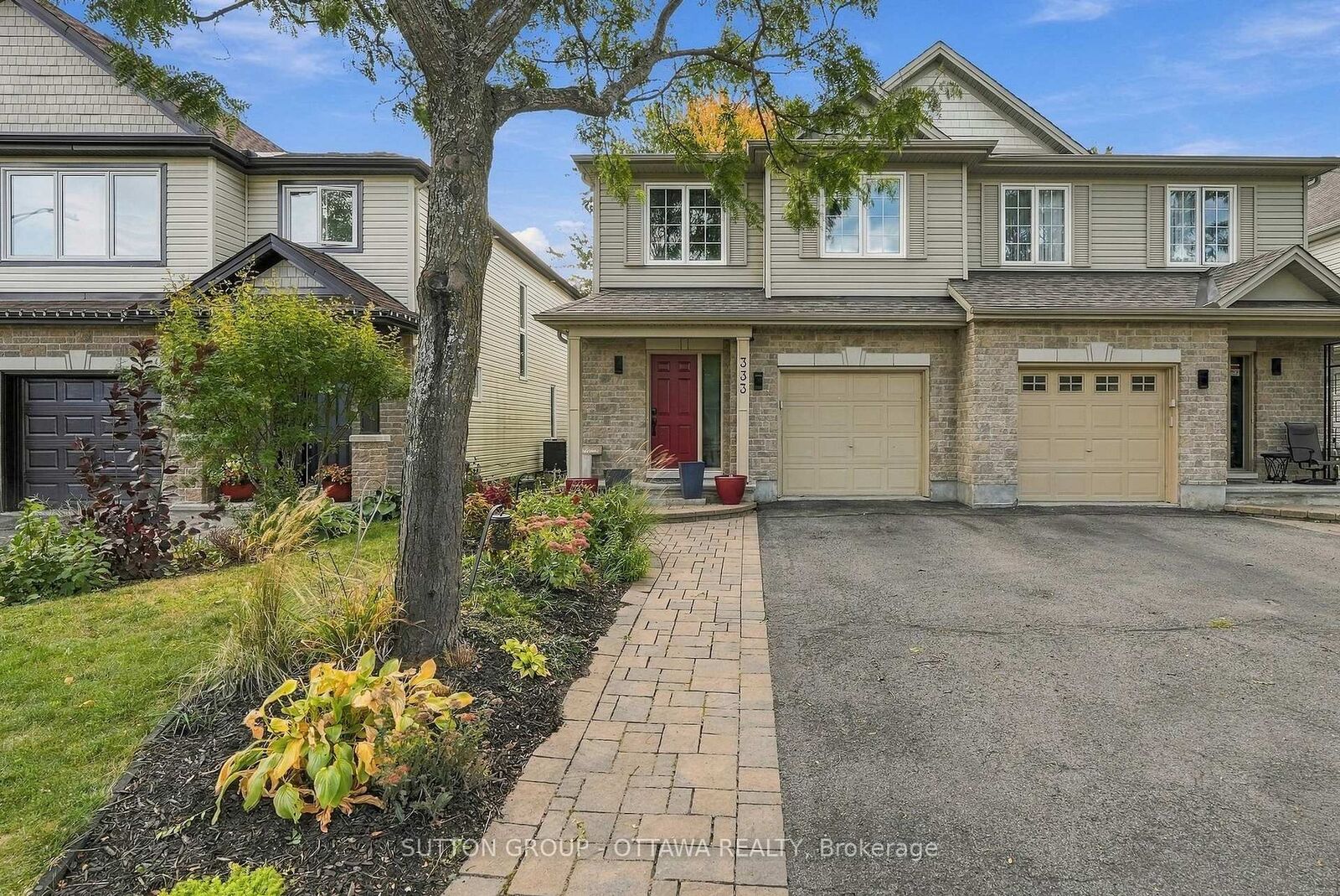 Property Photo:  333 Riversedge Crescent  ON K1V 0Y7 