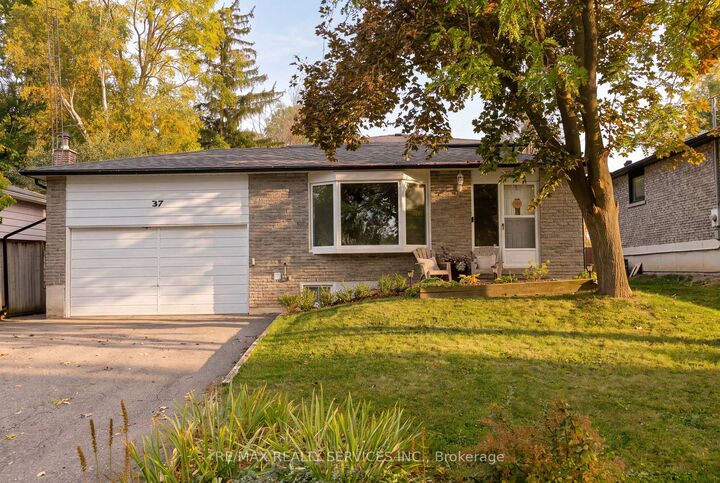 Property Photo: 37 Maple Avenue W ON L0G 1A0