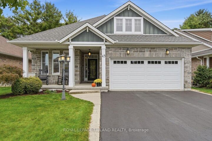 Property Photo:  43 Hickory Lane  ON N5R 6K9 