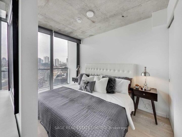 Property Photo:  170 Bayview Avenue 1205  ON M5A 0M4 