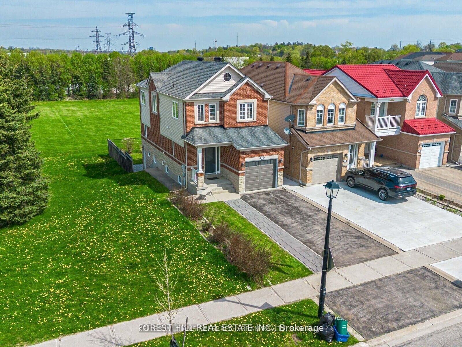 Property Photo:  614 McBean Avenue N  ON L3X 2L5 