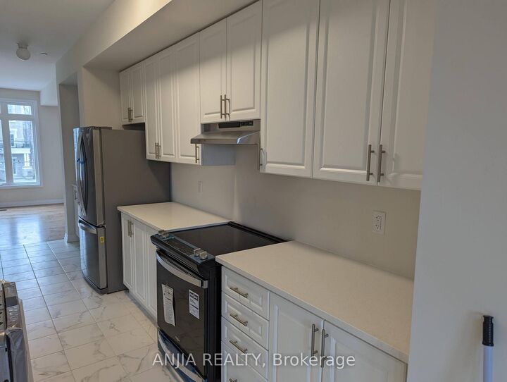 Property Photo:  16 Coote Court  ON L1T 0P5 