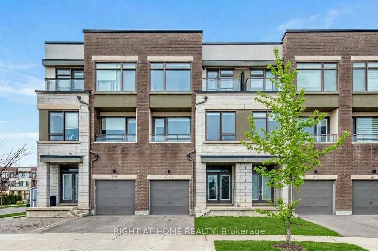 Property Photo:  272 Squire Crescent  ON L6H 0L8 