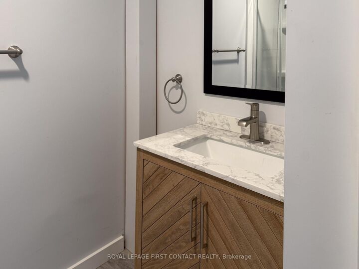 Property Photo:  23 Peter Street S A  ON L3V 5A8 