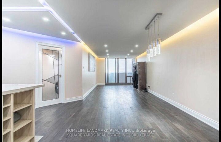Property Photo:  10 Tangreen Court 1901  ON M2M 4B9 