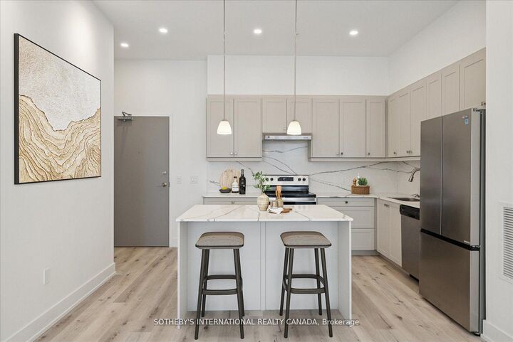 Property Photo: 19A West Street N Penthouse 1 ON K0M 1N0