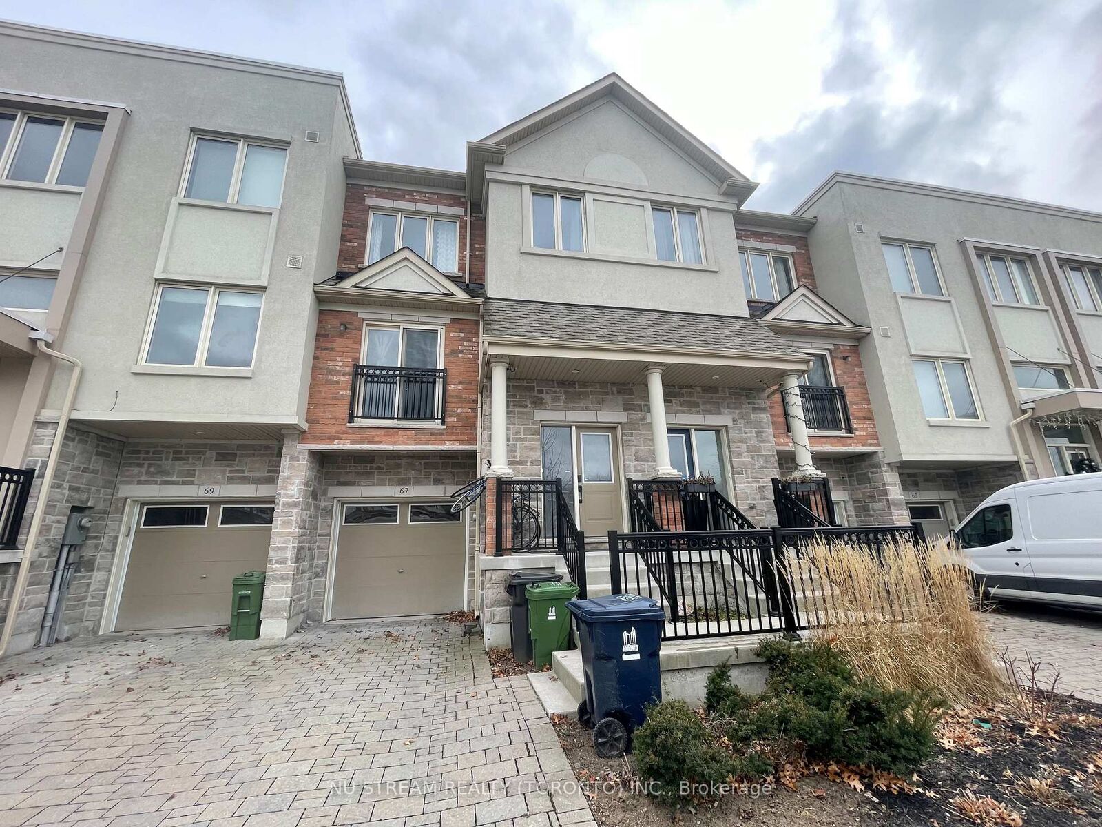 Property Photo:  67 Antibes Drive  ON M2R 0A4 