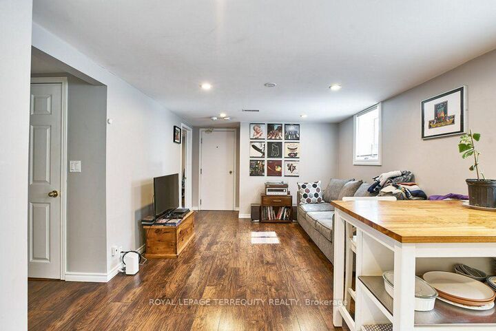 Property Photo:  304 Palmerston Avenue Lower  ON L1N 3E9 