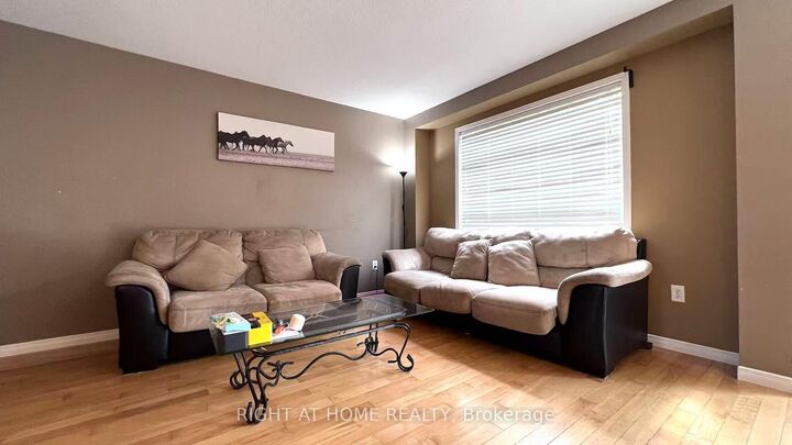 Property Photo:  858 Whetherfield Street  ON N6H 5T7 