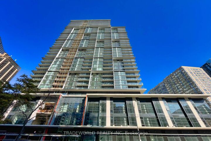 Property Photo:  4955 Yonge Street 805  ON M2N 0L8 