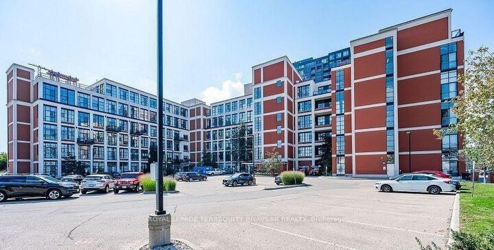 Property Photo:  410 King Street W 505  ON N2G 1C3 